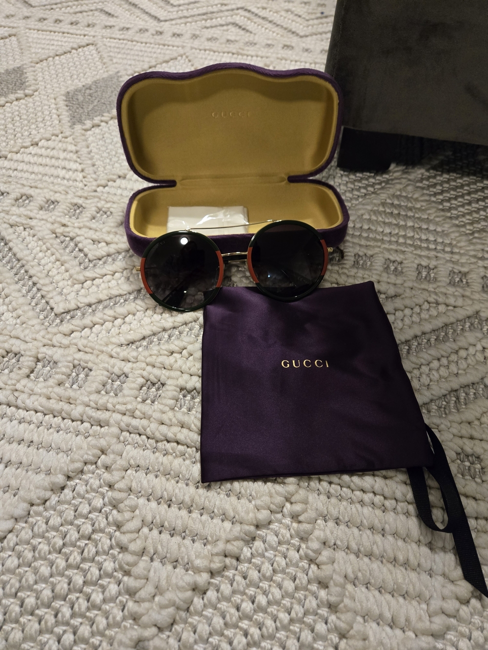 Gucci Round Sunglasses in Black with Red Trim